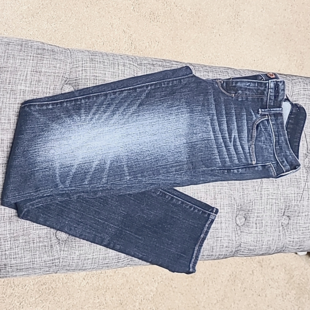 WHBM Mid-rise Slim Jeans NWOT. Size 00L